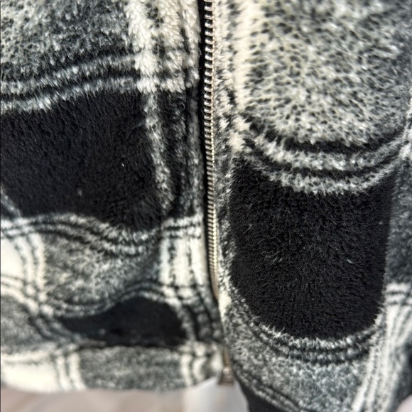 AllSaints Franco Teddy Plaid Fleece Jacket Black White Size Medium - Picture 8 of 11